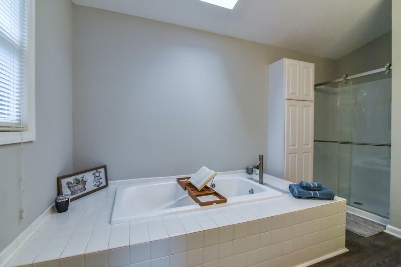South Asheville Home With Hot Tub Just 11 Miles To Downtown Exterior photo